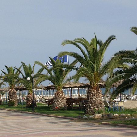 Holly George Villa Неа Плагия Екстериор снимка
